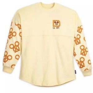 2022 Walt Disney World Mickey Pretzel Scented Spirit Jersey Adult Size M - NWT